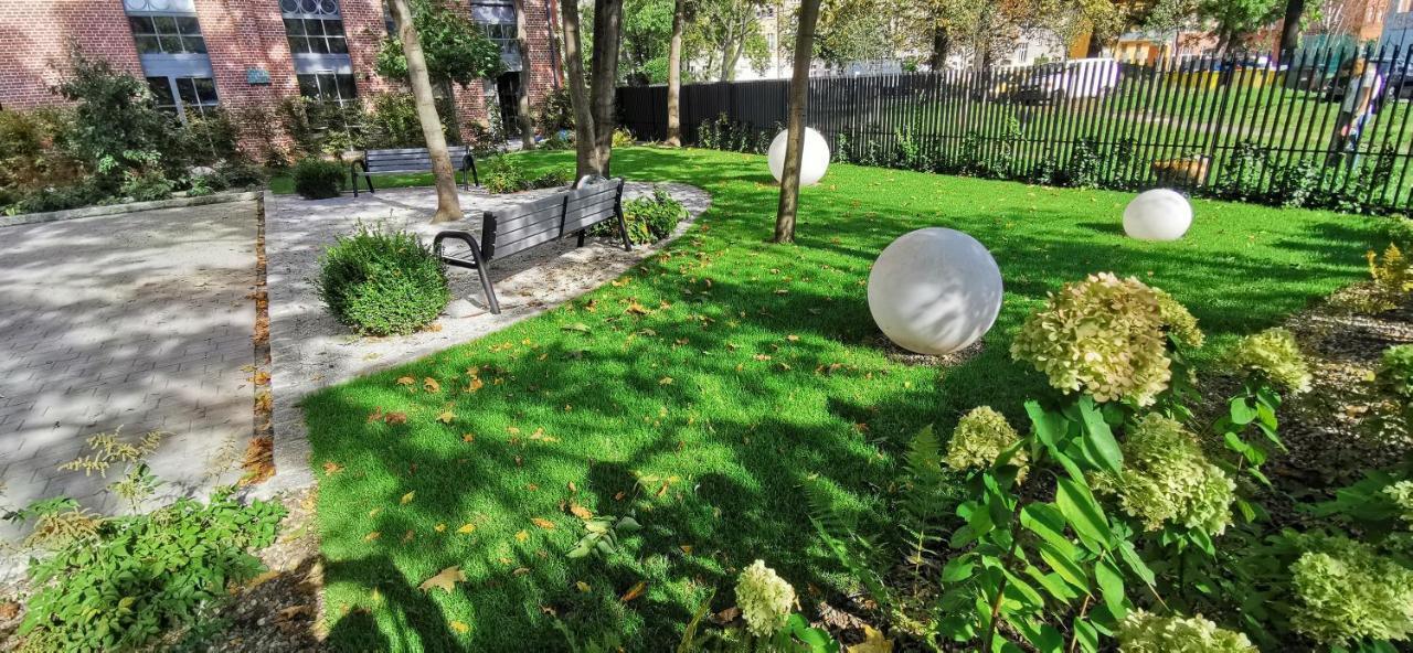City Garden Lägenhet Wrocław Exteriör bild